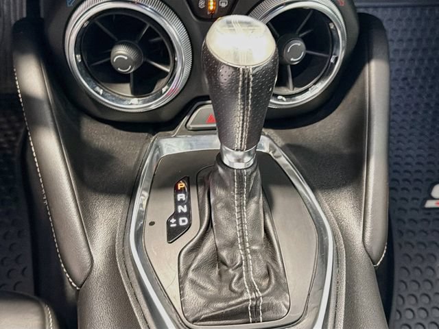 Used 2019 Chevrolet Camaro SS RWD image 17