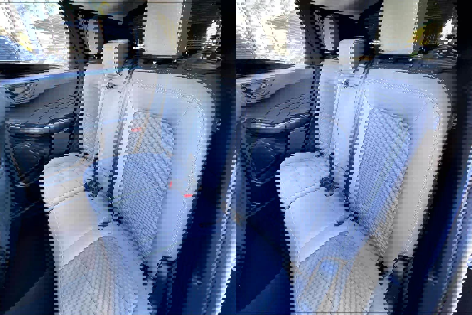 Used 2022 Ford Escape SE w/ SE Sport Appearance Package image 21