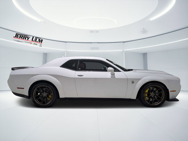 Used 2023 Dodge Challenger SRT Hellcat RWD image 2