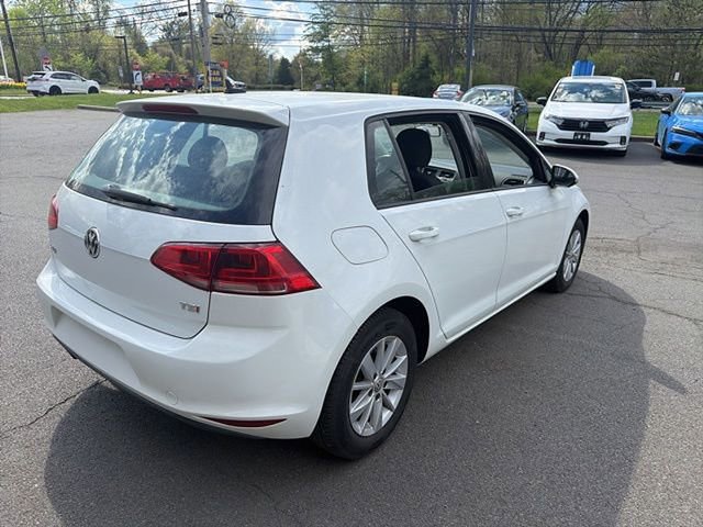Used 2017 Volkswagen Golf SEL image 7