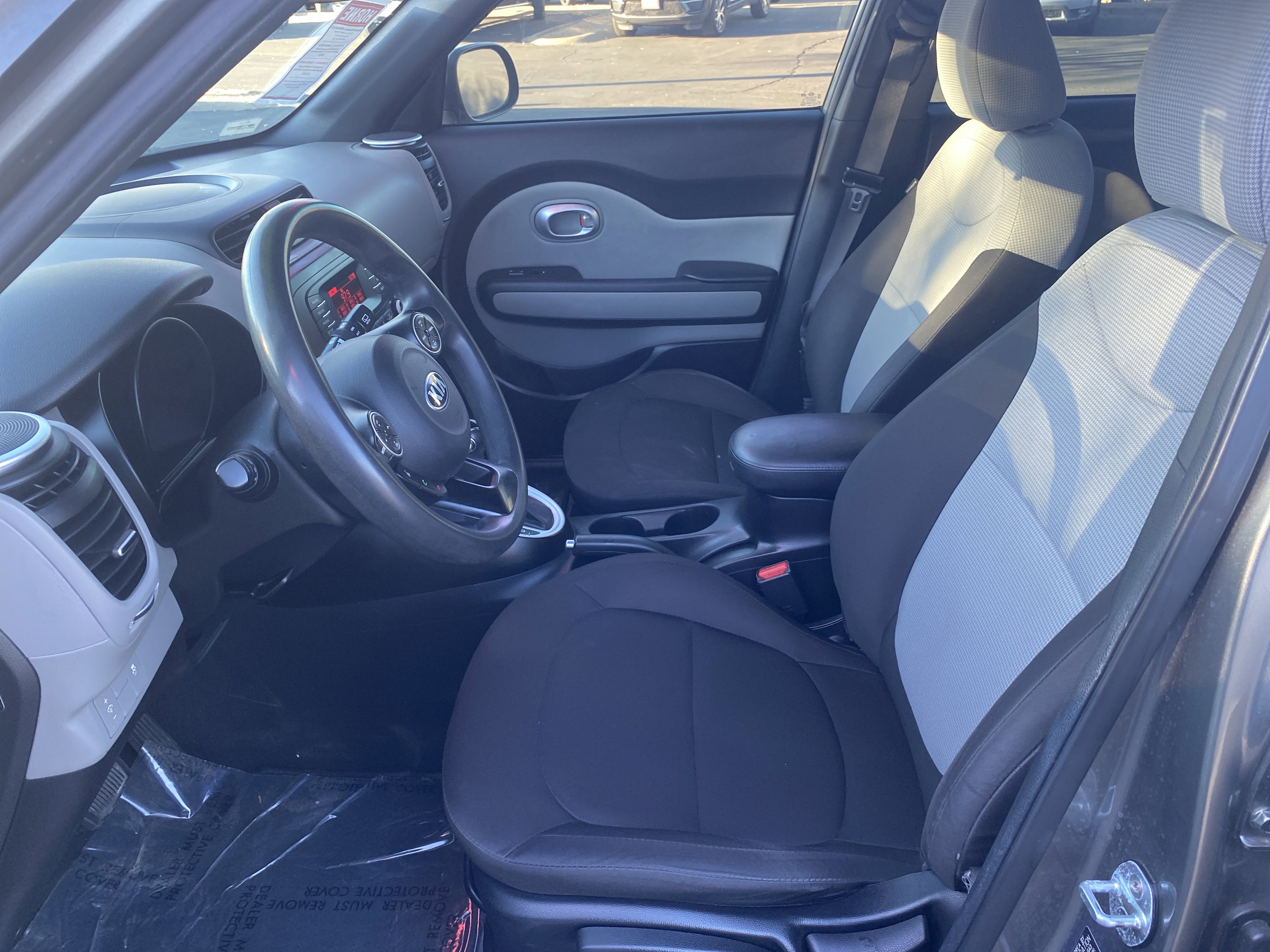 Used 2016 Kia Soul image 9