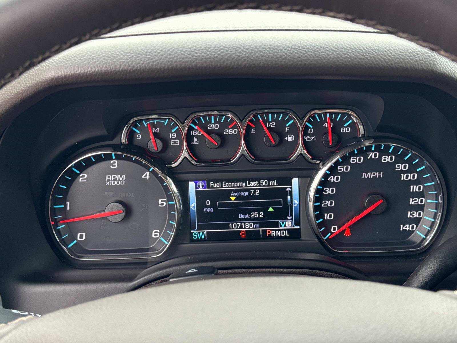 Used 2018 Chevrolet Suburban Premier image 11