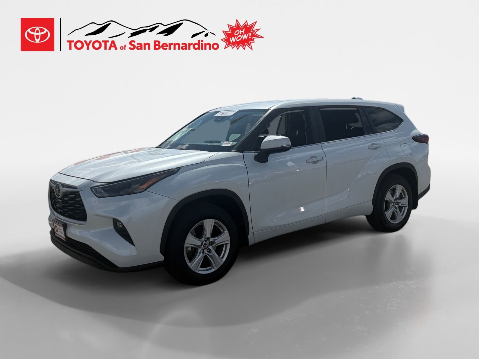 Certified 2024 Toyota Highlander LE image 1