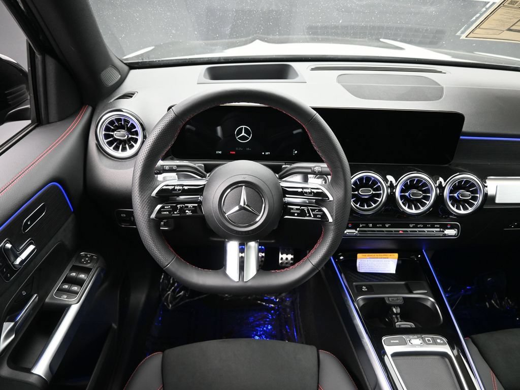New 2026 Mercedes-Benz GLB 250 4MATIC image 18