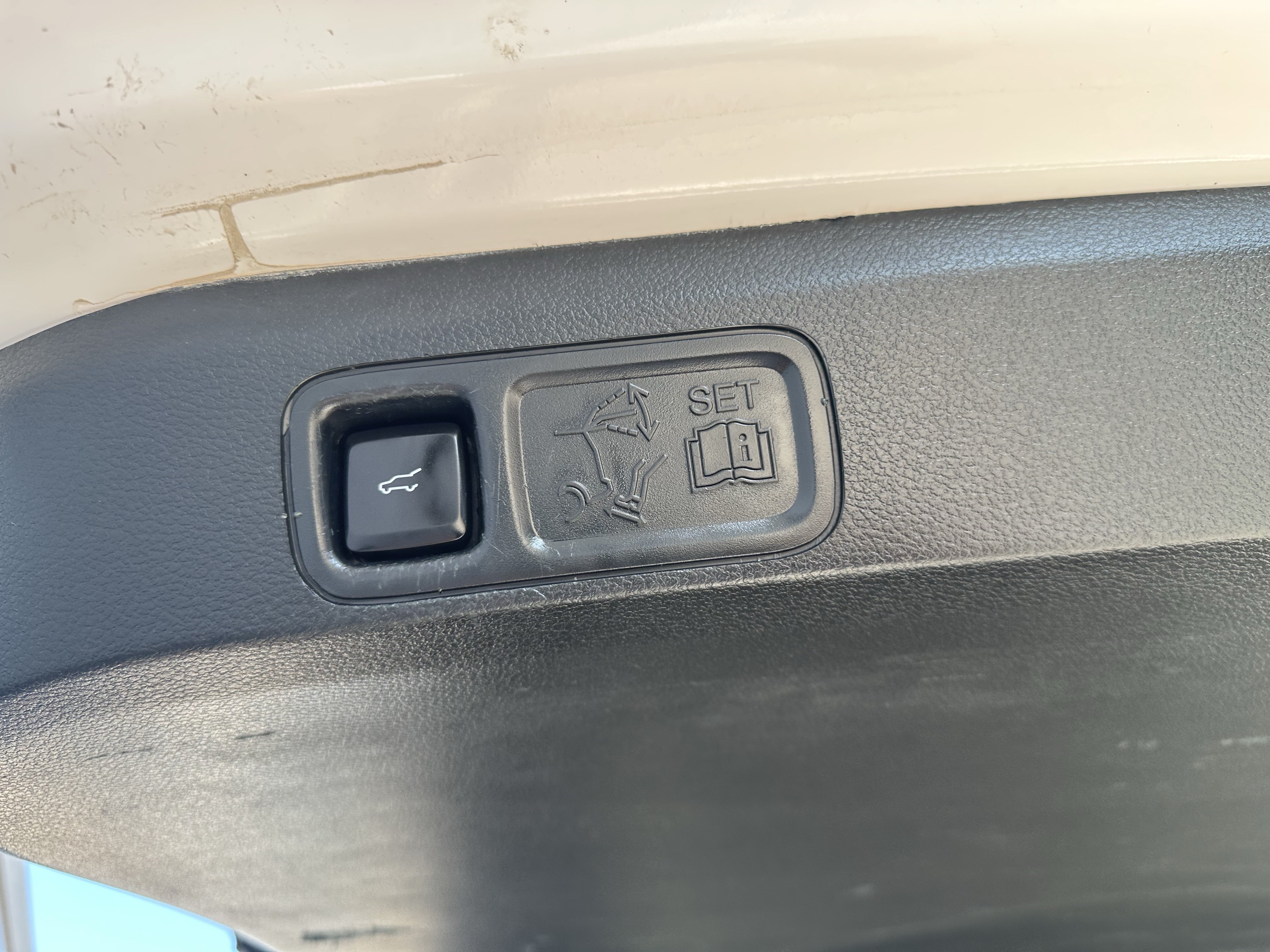 Used 2019 Ford Expedition Max Platinum AWD/4WD image 10