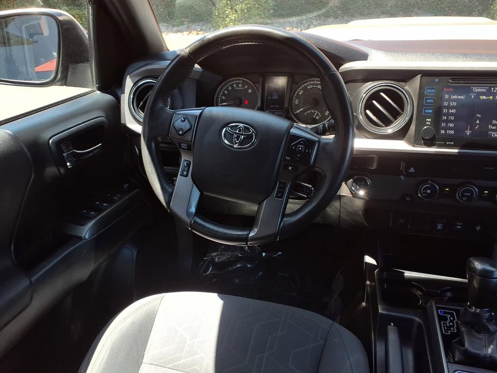 Used 2019 Toyota Tacoma TRD Sport RWD image 25
