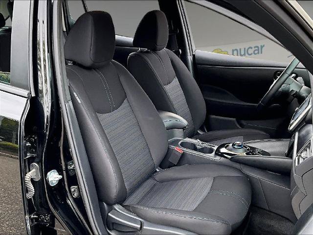 Certified 2025 Nissan Leaf SV Plus FWD image 11