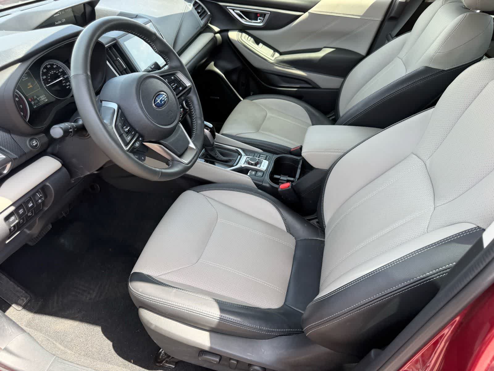Used 2023 Subaru Forester Limited AWD/4WD image 16
