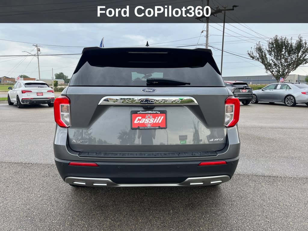 Used 2024 Ford Explorer XLT w/ Equipment Group 202A AWD/4WD image 5