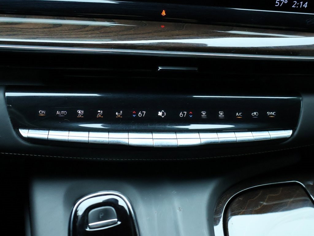 Used 2023 Cadillac Escalade Sport Platinum w/ LPO, ONYX Package image 27