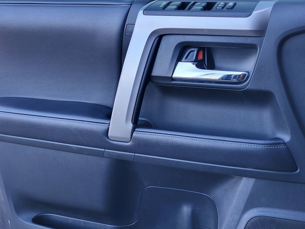 Used 2019 Toyota 4Runner SR5 Premium image 20