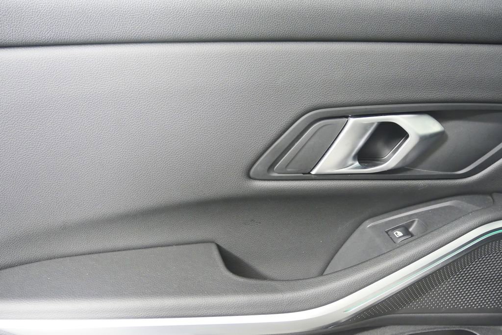 Used 2024 BMW 330i Sedan image 14