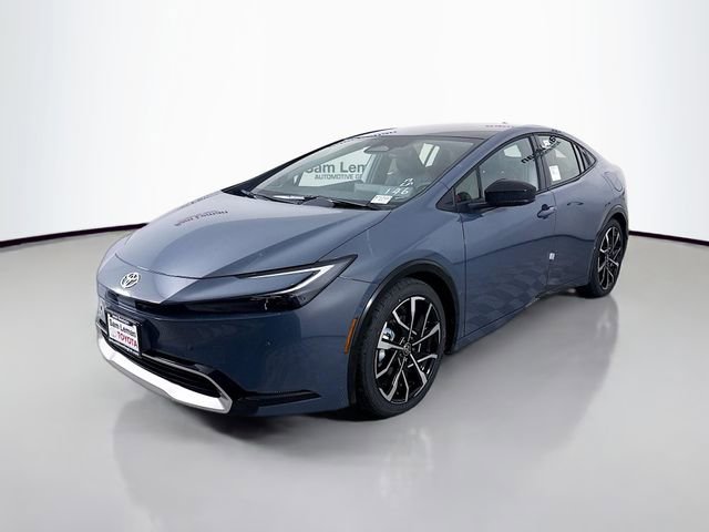 New 2026 Toyota Prius Plug-In Hybrid FWD image 3