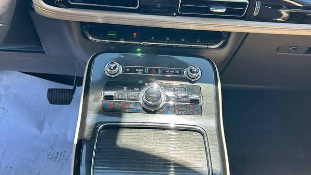 Used 2022 Lincoln Nautilus Reserve w/ Equipment Group 201A AWD/4WD image 21