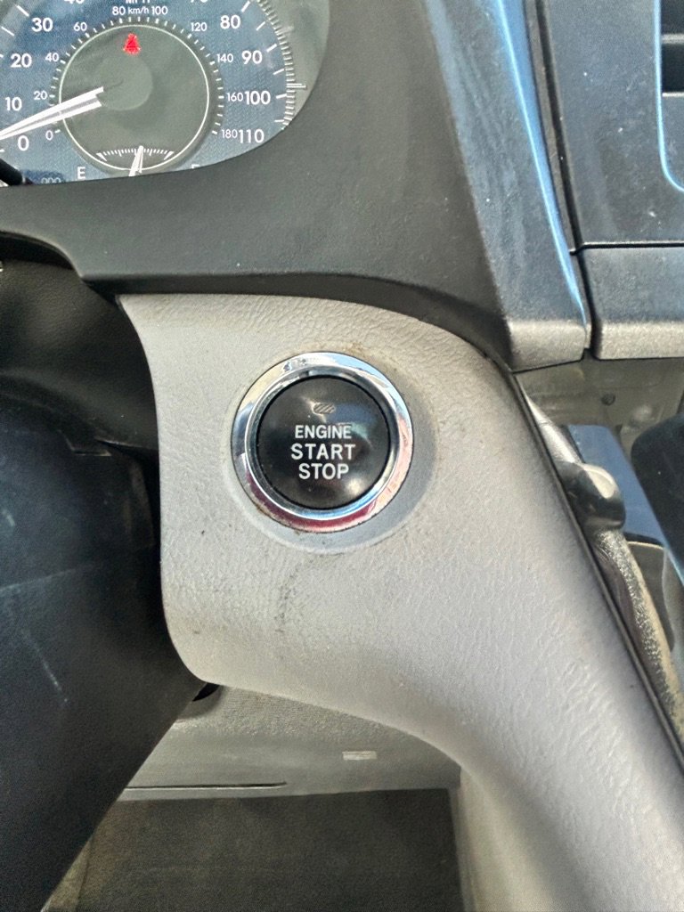 Used 2015 Toyota Sienna XLE Premium FWD image 19