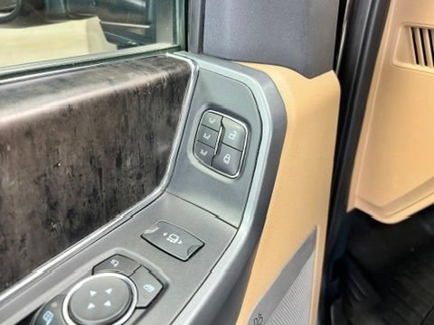 Used 2024 Ford F350 Lariat AWD/4WD image 20