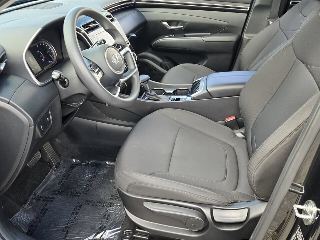 Certified 2024 Hyundai Tucson SE FWD image 10