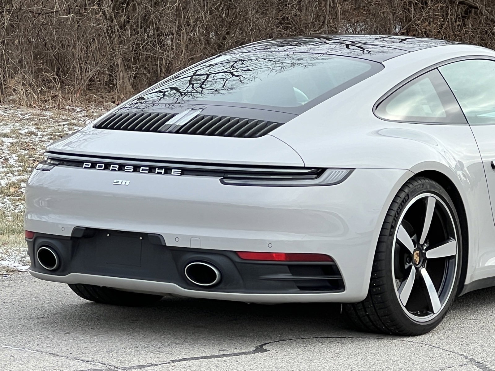 Certified 2024 Porsche 911 Carrera image 9