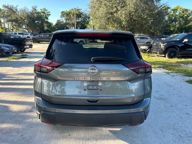 Used 2024 Nissan Rogue SV FWD image 17