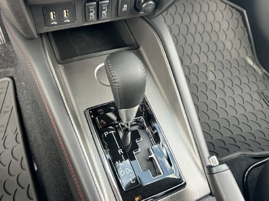 New 2027 Mitsubishi Outlander Sport SE FWD image 11