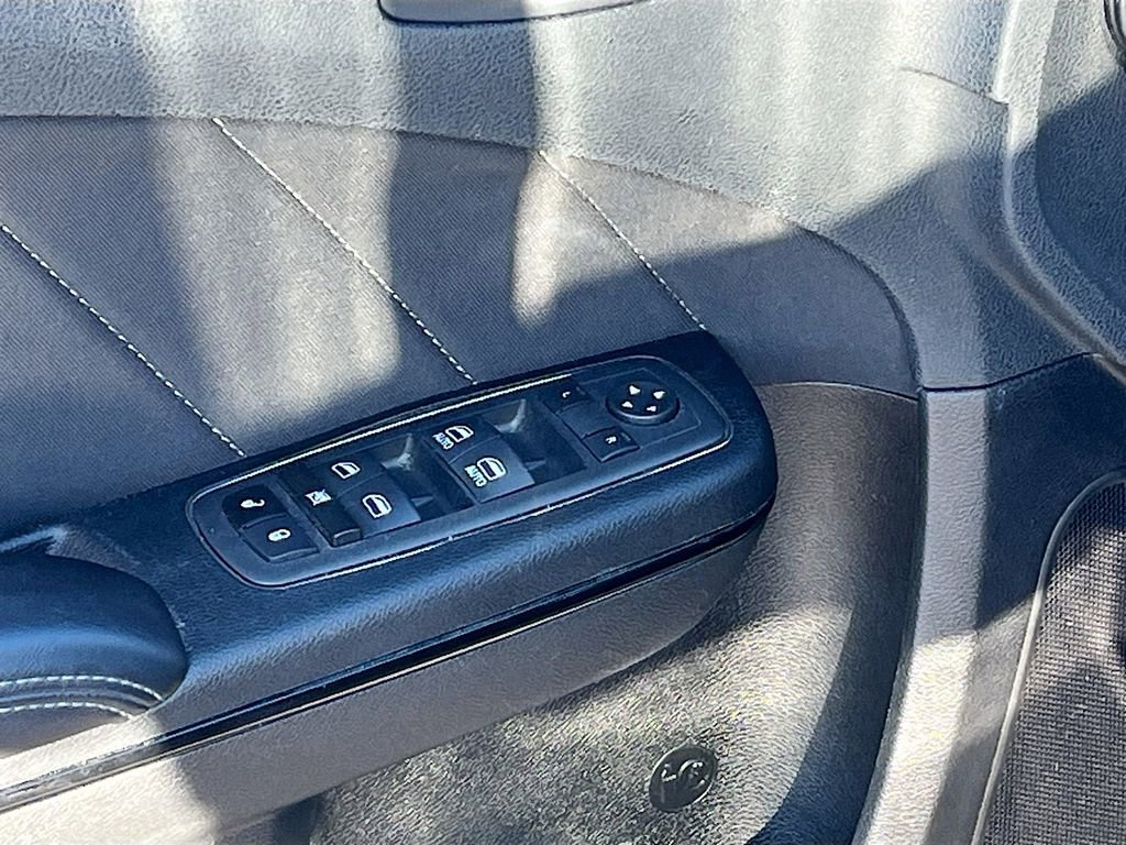 Used 2023 Dodge Charger GT w/ Blacktop Package AWD/4WD image 18