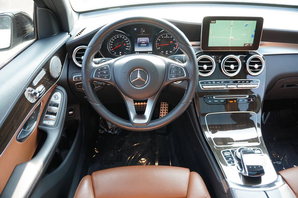 Used 2017 Mercedes-Benz GLC 43 AMG 4MATIC image 21