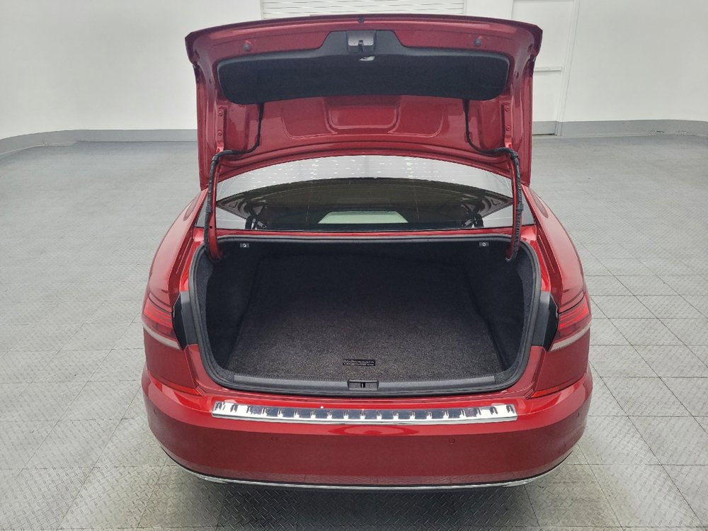 Used 2020 Volkswagen Passat 2.0T SEL image 29