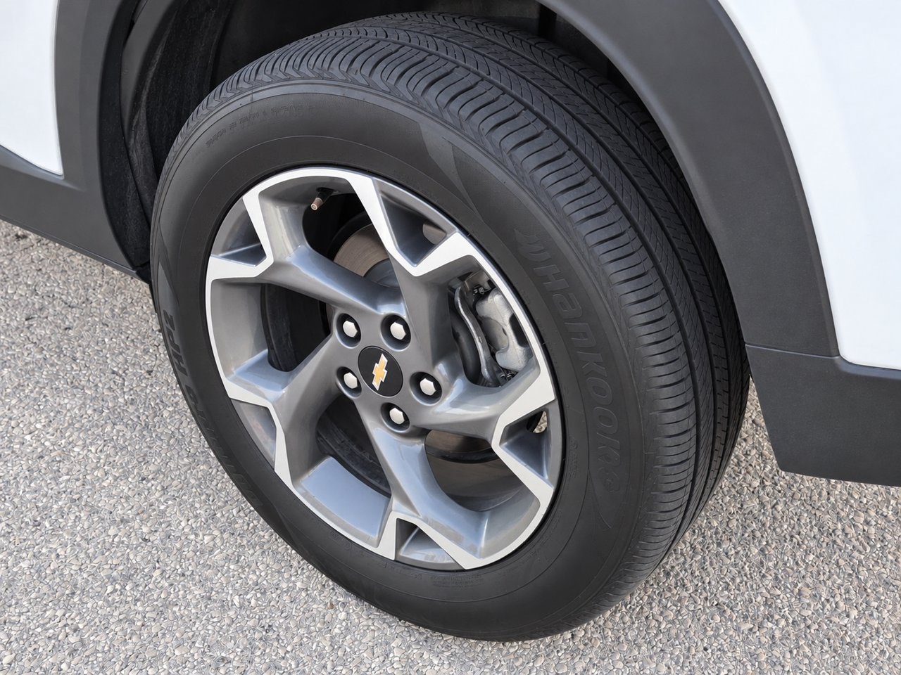 Certified 2024 Chevrolet Trax LT FWD image 11