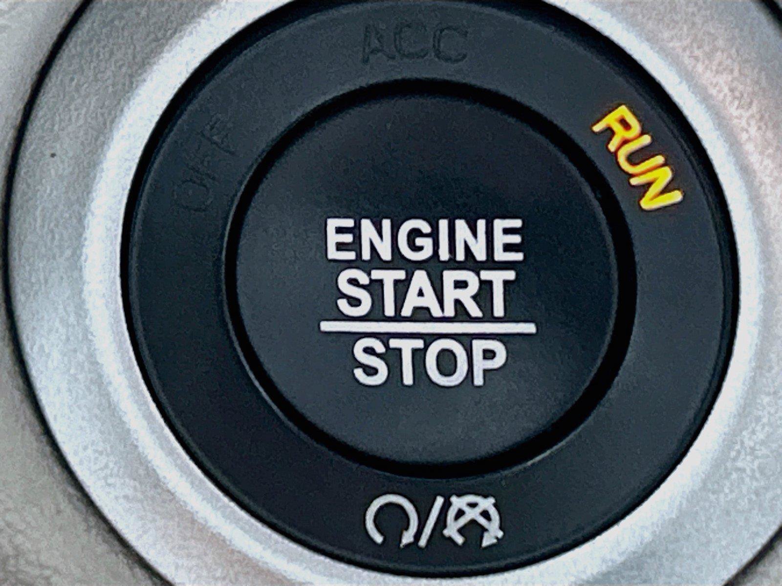Used 2024 Chrysler Pacifica Touring-L FWD image 36