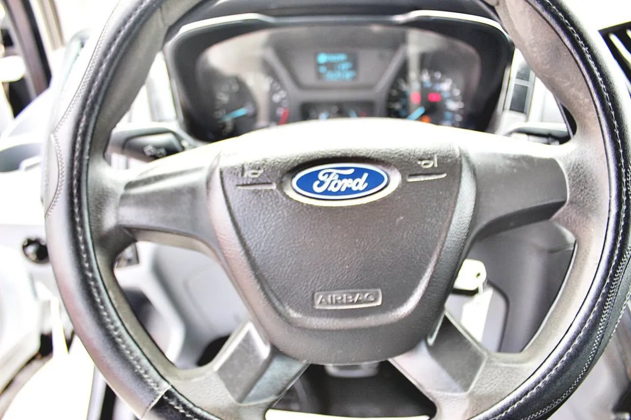 Used 2017 Ford Transit 350 XL RWD image 11