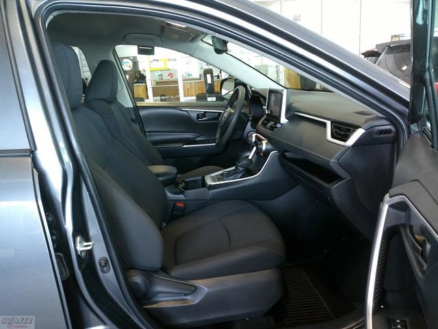 Used 2024 Toyota RAV4 LE image 26