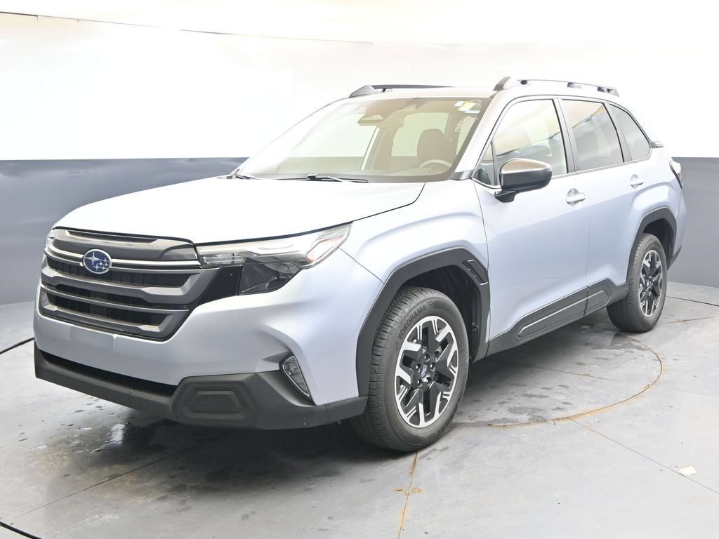 Certified 2025 Subaru Forester Premium AWD/4WD image 1