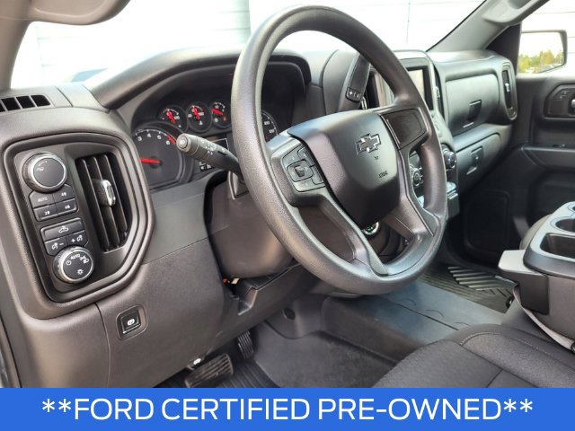 Used 2024 Chevrolet Silverado 1500 Custom Trail Boss AWD/4WD image 15