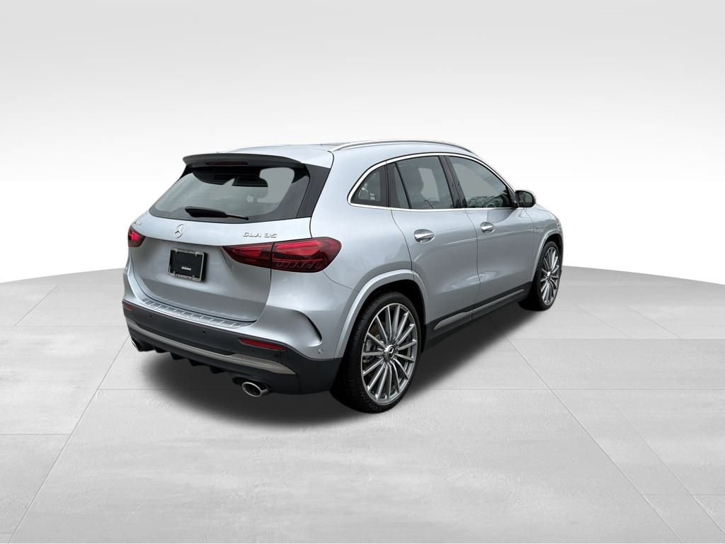 Certified 2024 Mercedes-Benz GLA 35 AMG 4MATIC image 5