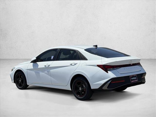 New 2026 Hyundai Elantra SE w/ Cargo Package FWD image 8