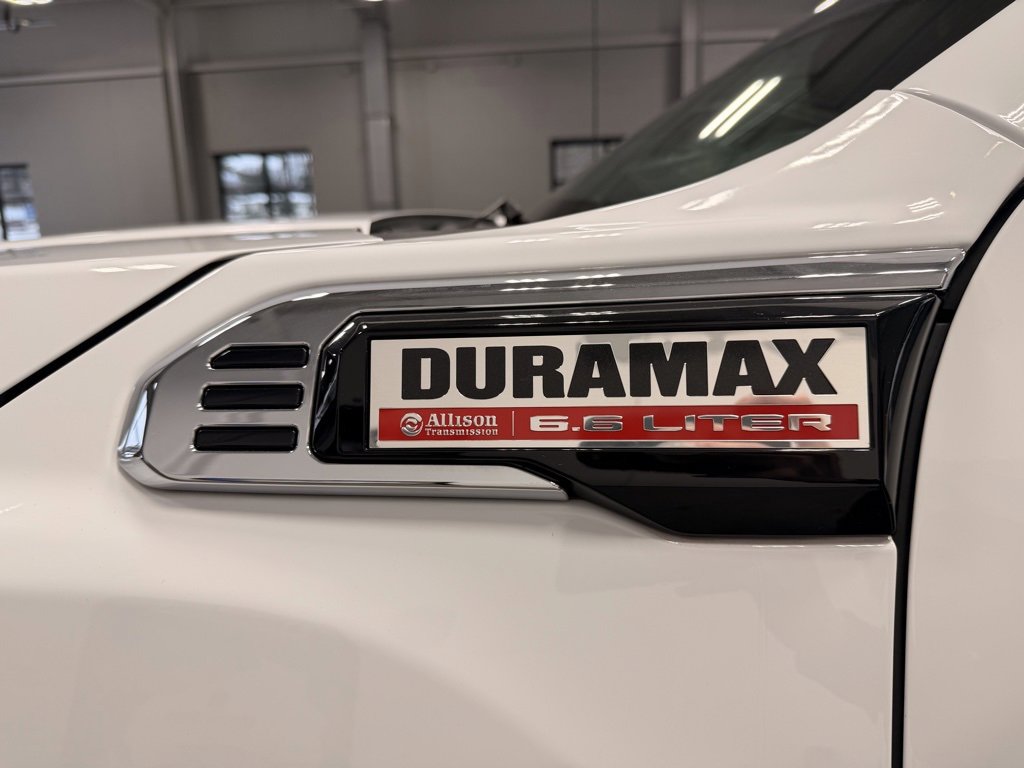 Used 2024 GMC Sierra 3500 Denali w/ Denali Reserve Package image 28