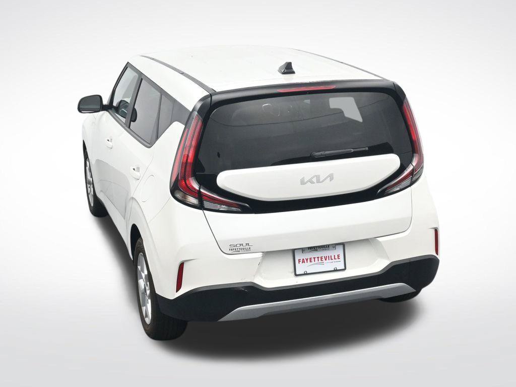 Used 2023 Kia Soul LX w/ Option Group 015 FWD image 28