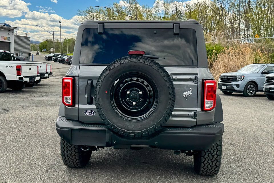 New 2026 Ford Bronco Big Bend w/ Black Diamond Package AWD/4WD image 4