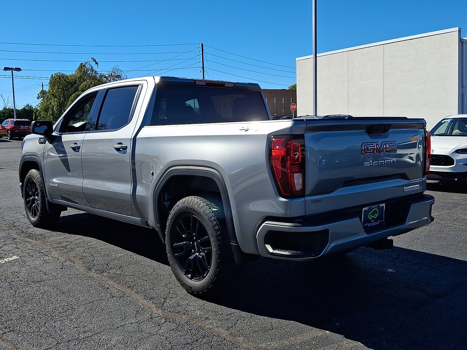 Certified 2024 GMC Sierra 1500 Elevation AWD/4WD image 4