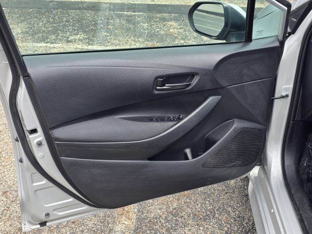 Used 2023 Toyota Corolla LE FWD image 10