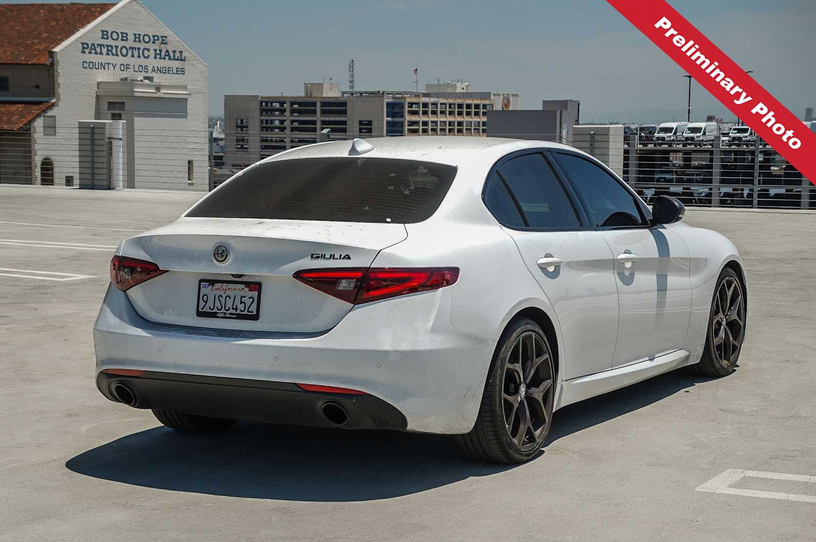 Used 2020 Alfa Romeo Giulia w/ Nero Edizione RWD image 6