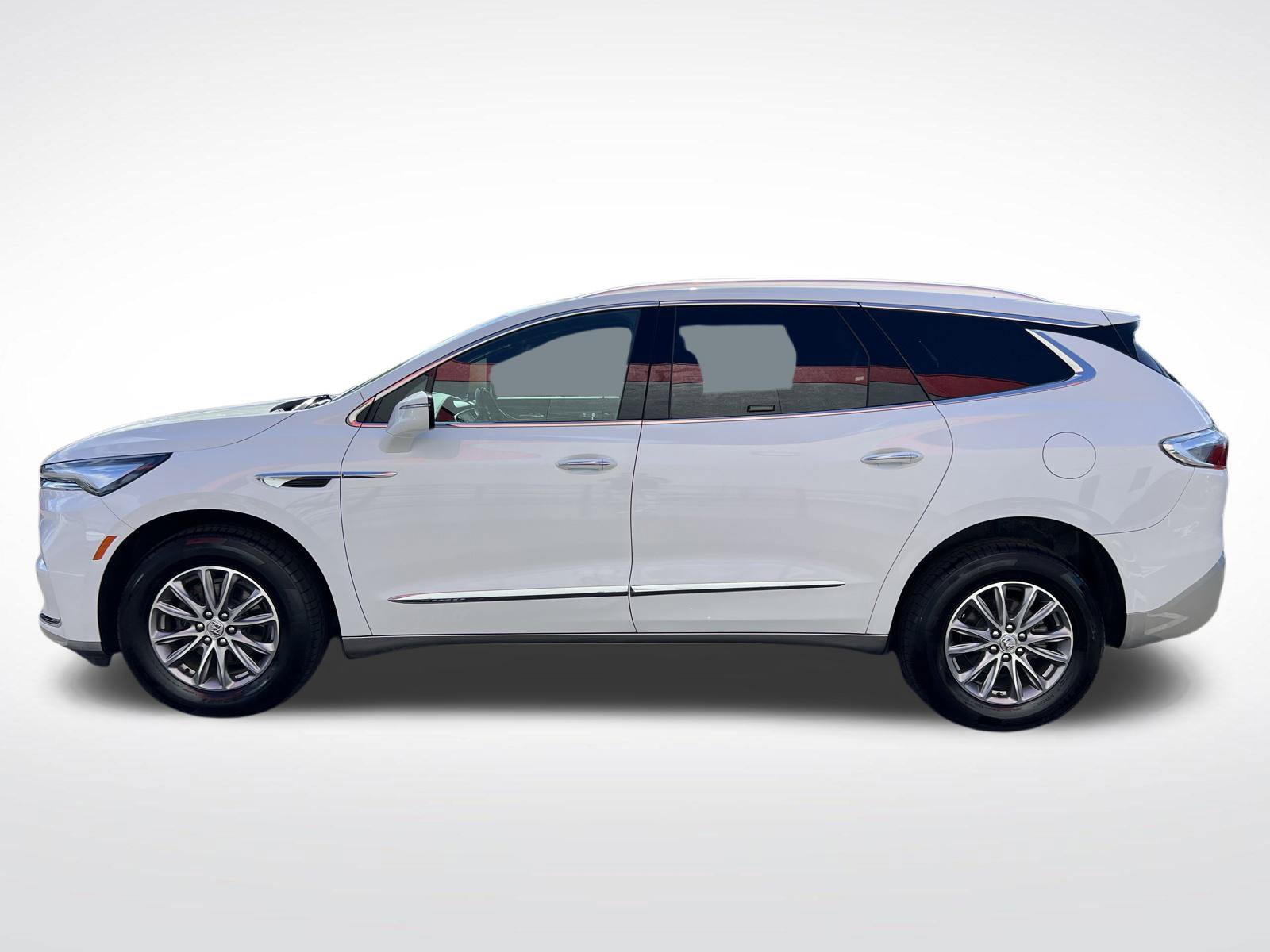 Used 2023 Buick Enclave Essence FWD image 4