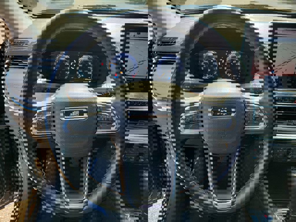 Used 2022 Jeep Compass Limited w/ Elite Group image 24