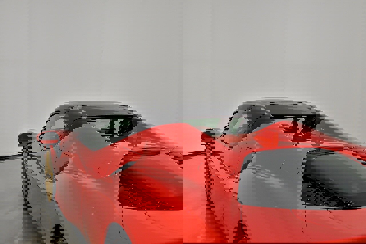 Used 2022 Ferrari SF90 Spider image 22