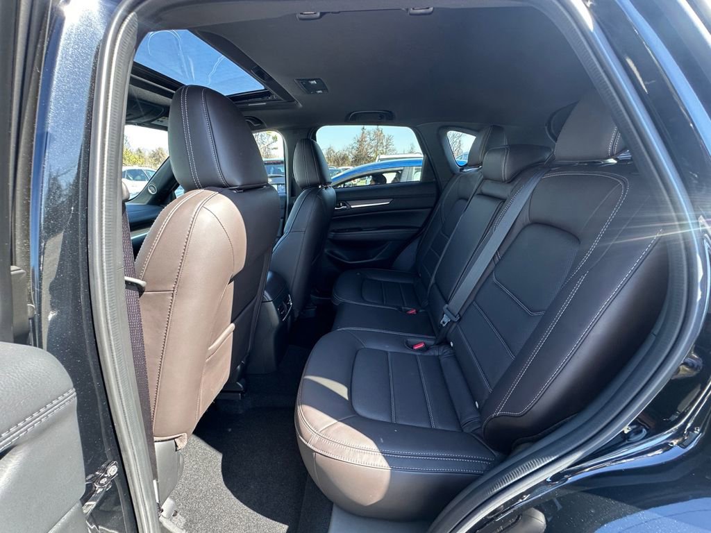 Used 2025 MAZDA CX-5 Signature image 21