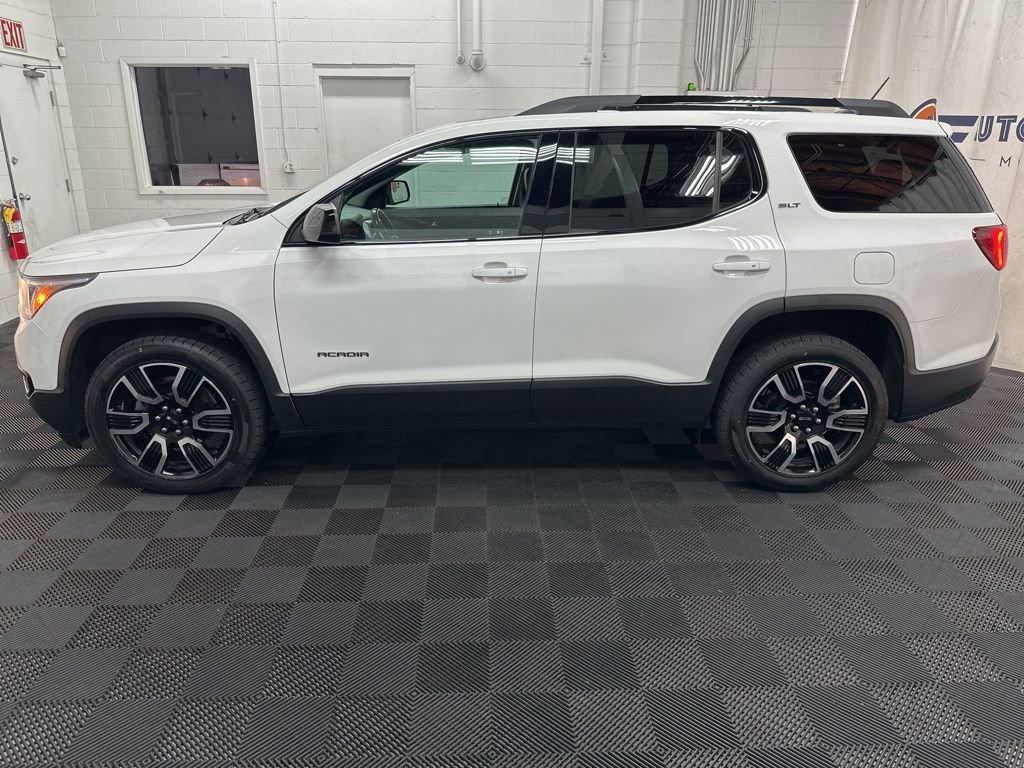 Used 2019 GMC Acadia SLT w/ Black Edition image 6