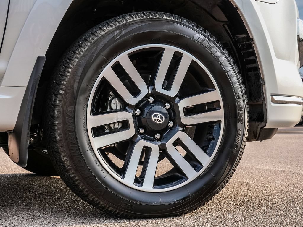 Used 2024 Toyota 4Runner Limited AWD/4WD image 79