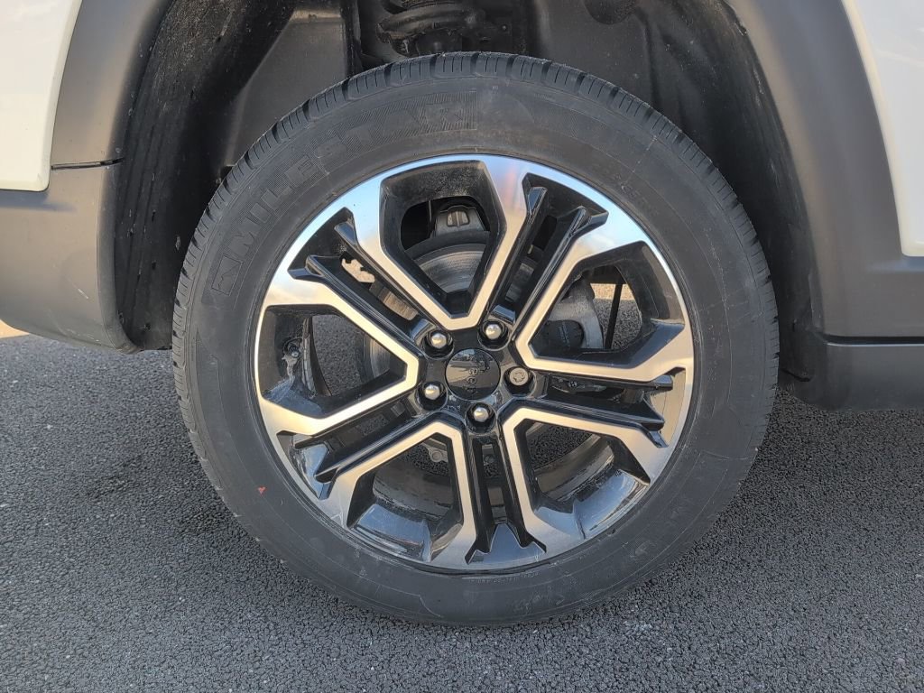 Used 2022 Jeep Compass Limited image 10