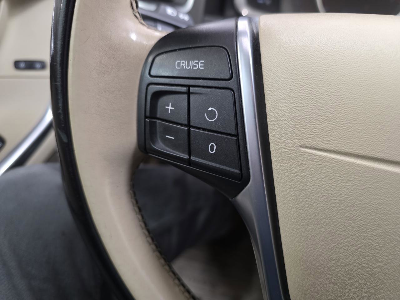 Used 2015 Volvo S60 T5 Premier image 51