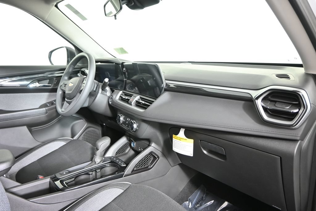 New 2026 Chevrolet TrailBlazer LS w/ LS Convenience Package AWD/4WD image 14